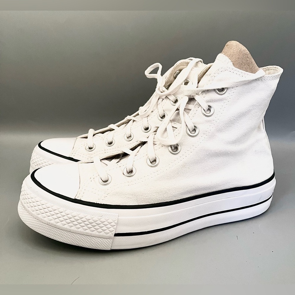 EUC Chuck Taylor All Star Hi Lift Platform Sneaker Size 7 High Top Shoes